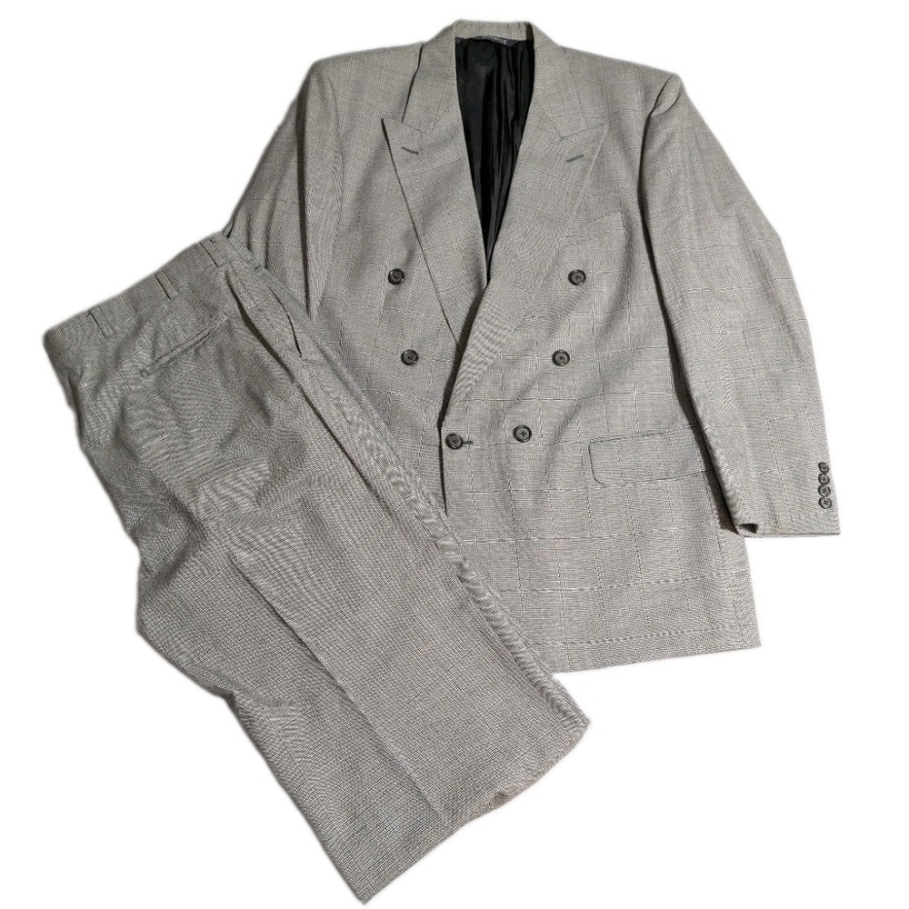 Vintage Burberry's Men's Wool Suit Gray Glen Plaid Double Breasted Peak Lapel